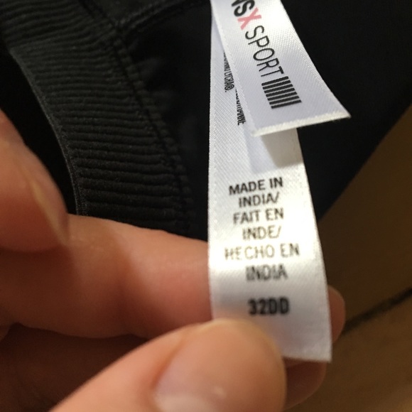 Victoria’s Secret Sports bra 32DD - Picture 7 of 7